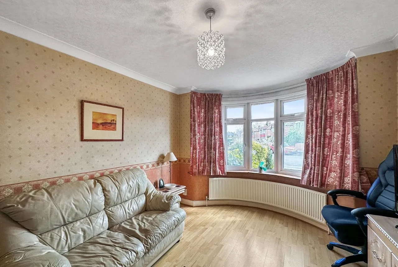 Greenway Road, Timperley WA15 6BL, photo 3