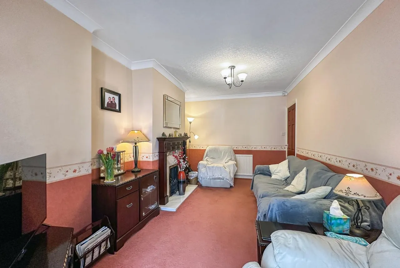 Greenway Road, Timperley WA15 6BL, photo 15
