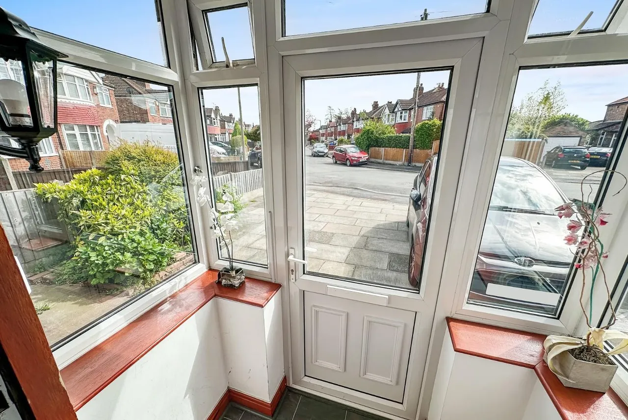 Greenway Road, Timperley WA15 6BL, photo 22