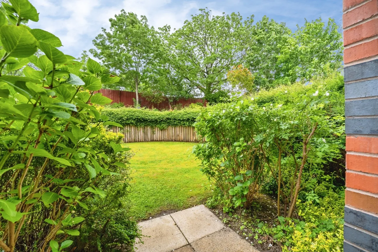 Metcalfe Drive, Romiley, SK6, photo 14