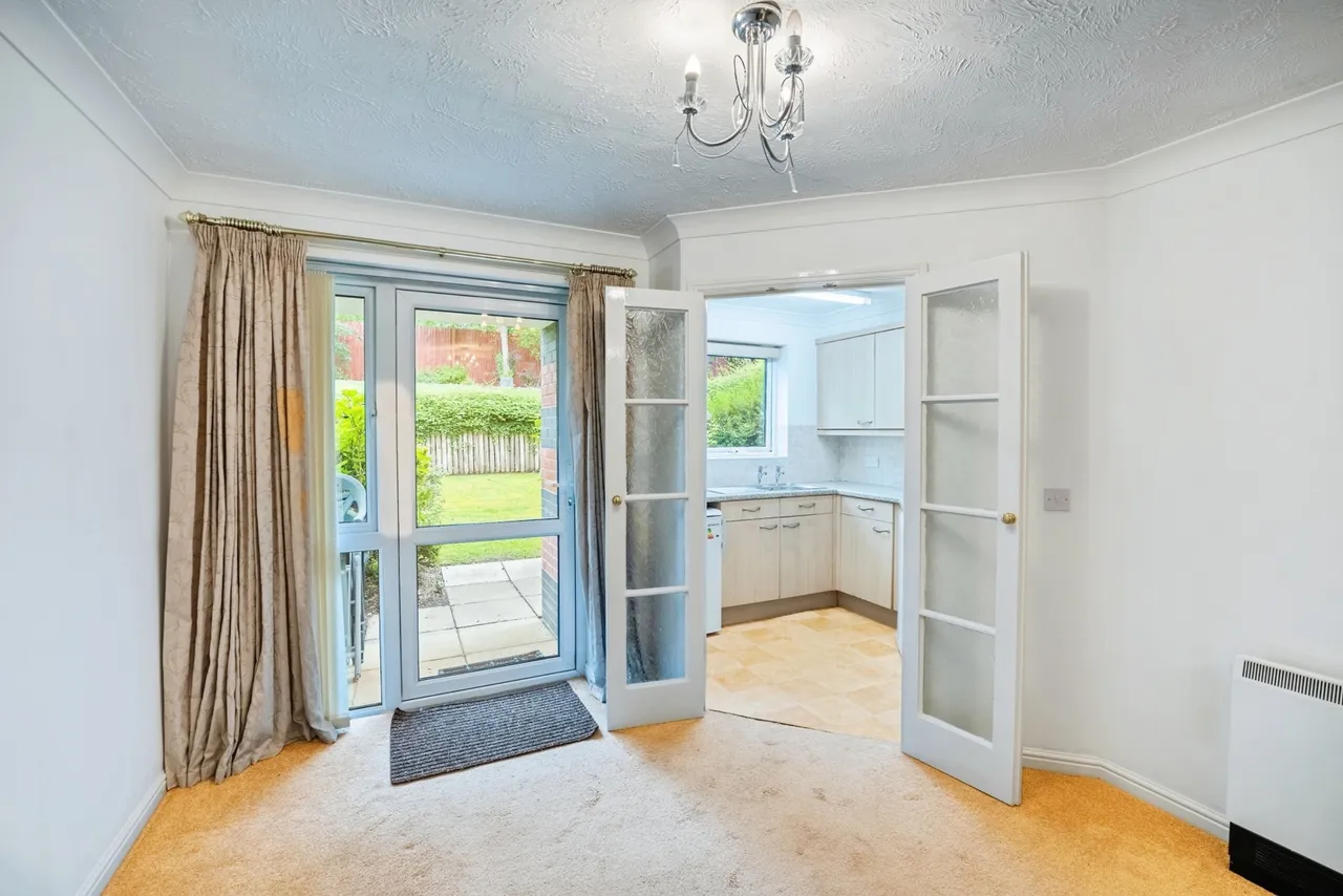 Metcalfe Drive, Romiley, SK6, photo 7