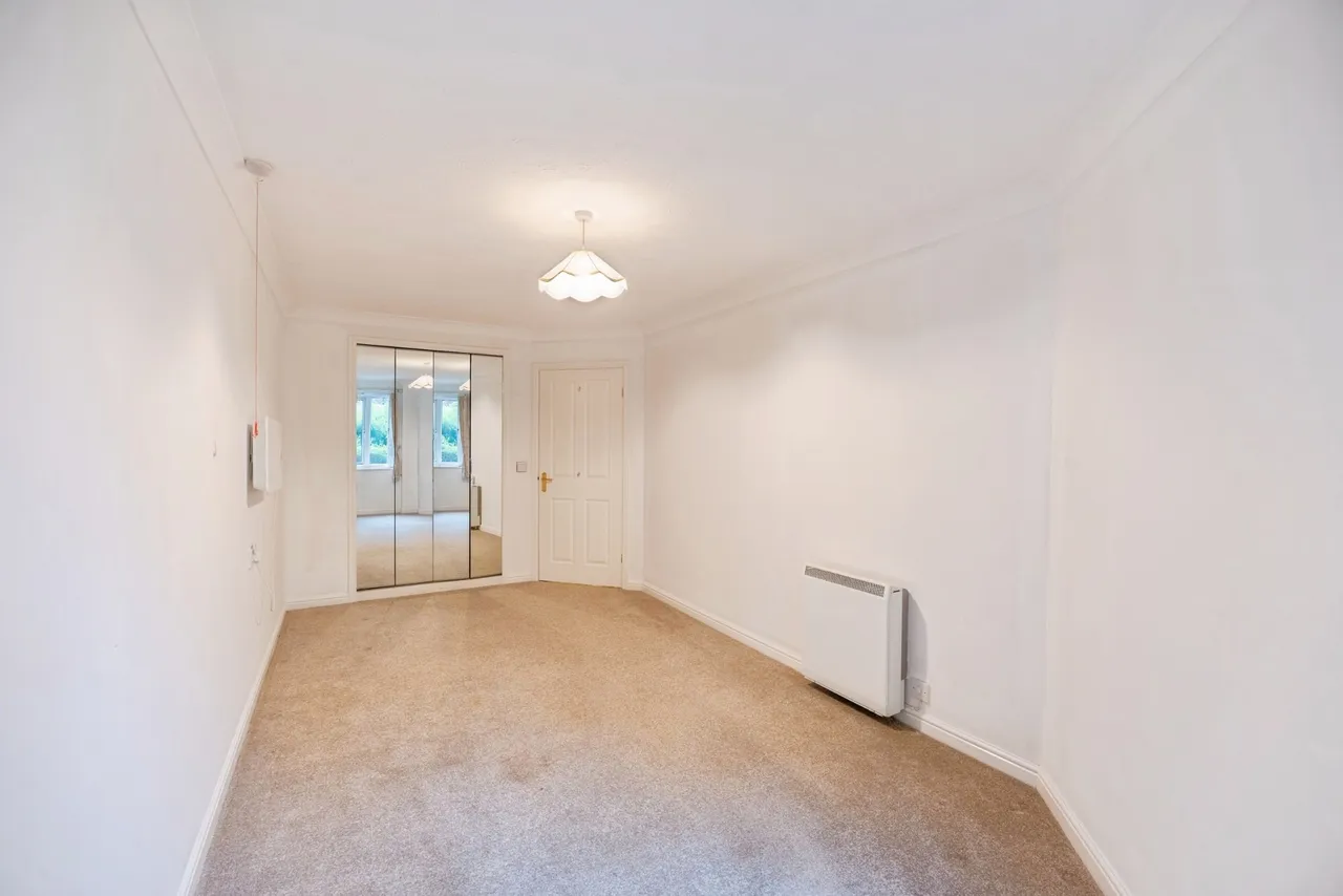 Metcalfe Drive, Romiley, SK6, photo 13