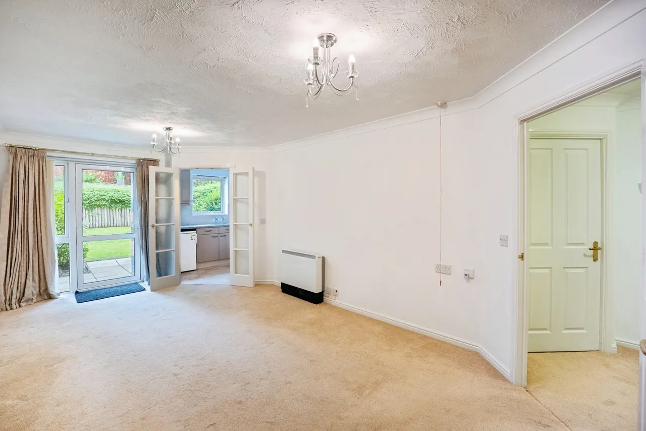 Metcalfe Drive, Romiley, SK6, photo 11
