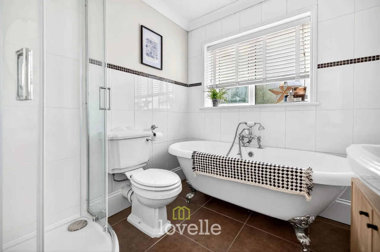 Roundway, Grimsby, DN34, photo 15