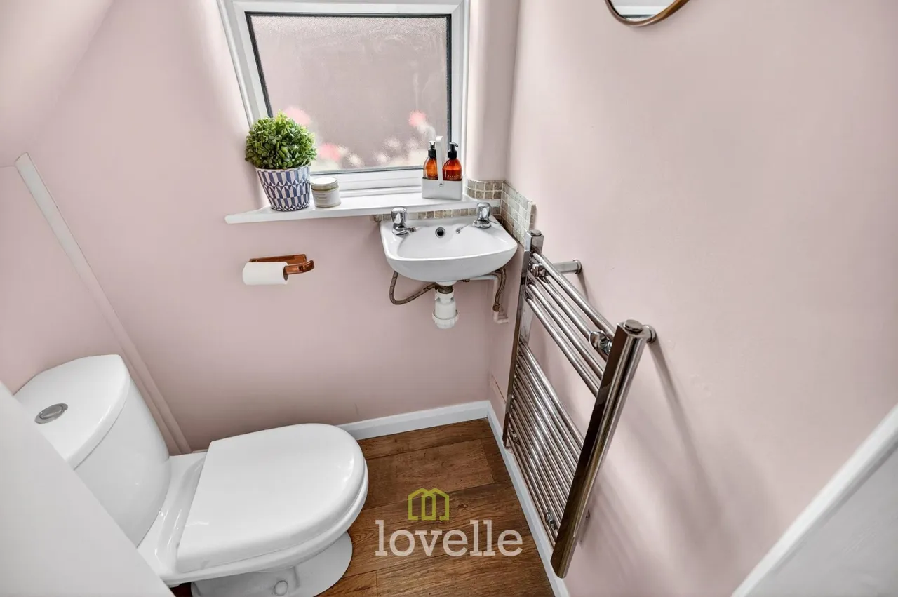 Roundway, Grimsby, DN34, photo 17