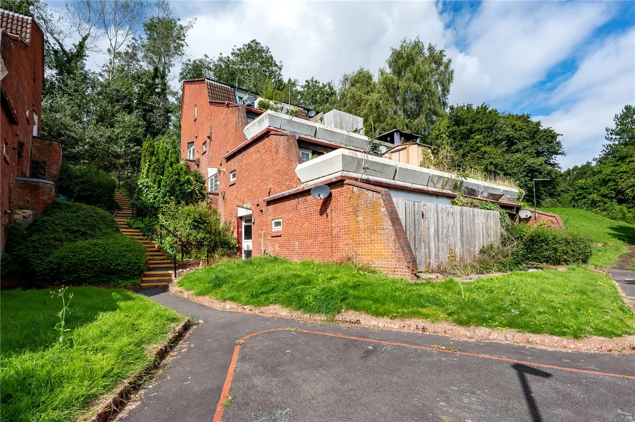 High Trees Close, Redditch, Worcestershire, B98 7XJ, photo 11