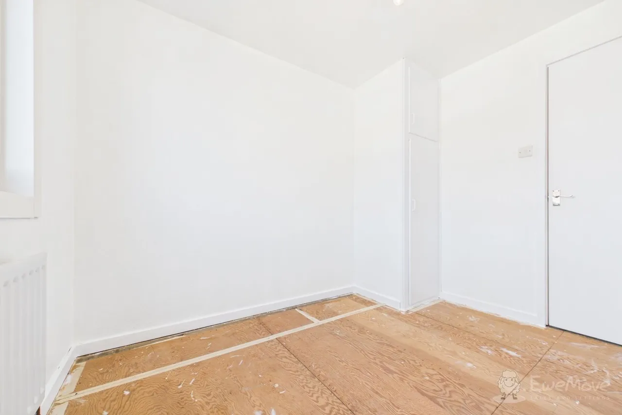 Dola Avenue, Deal, CT14, photo 21