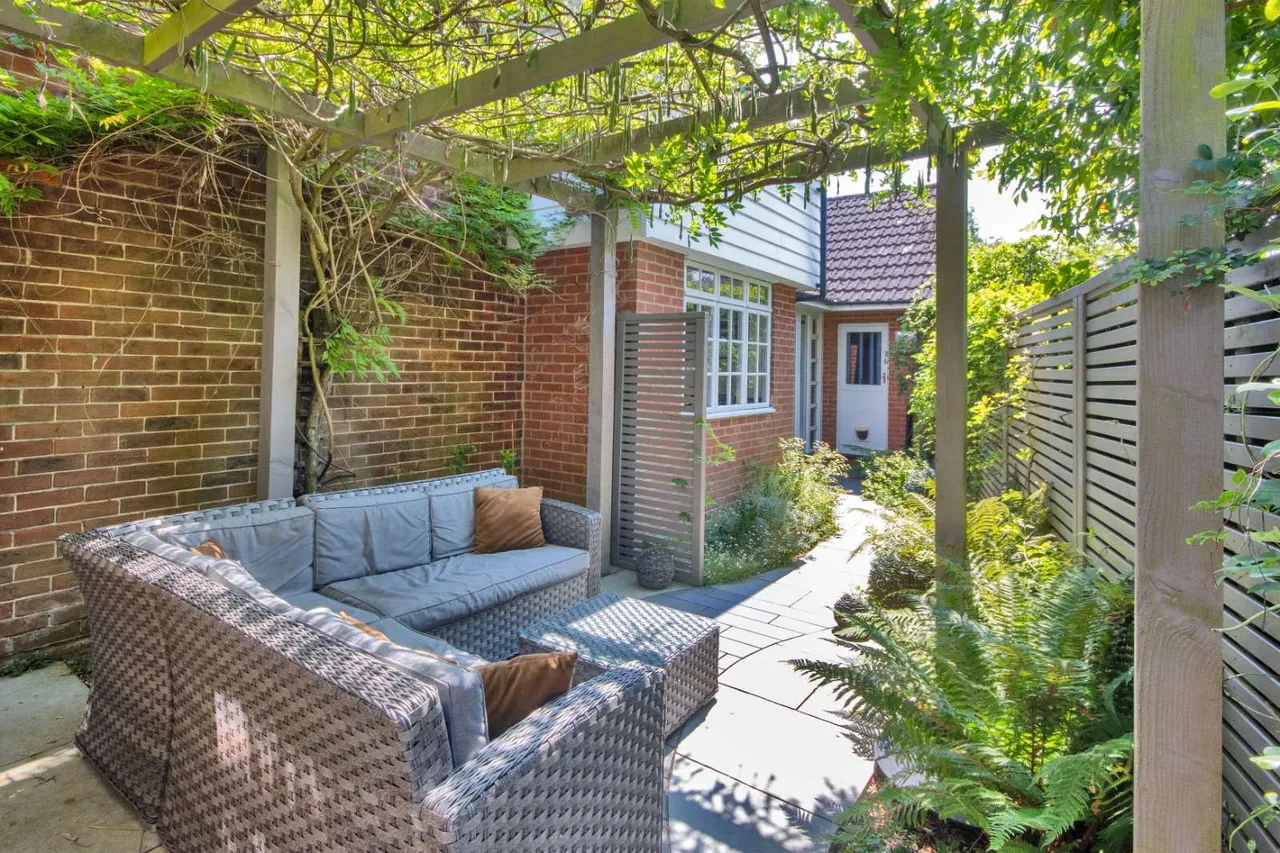 St. Johns Road, Sevenoaks, Kent, TN13 3LR, photo 9