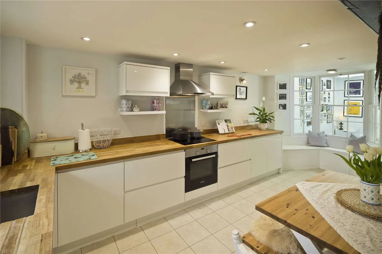 Sackville House, Sackville Street, Newmarket, Suffolk, CB8 8DX, photo 4