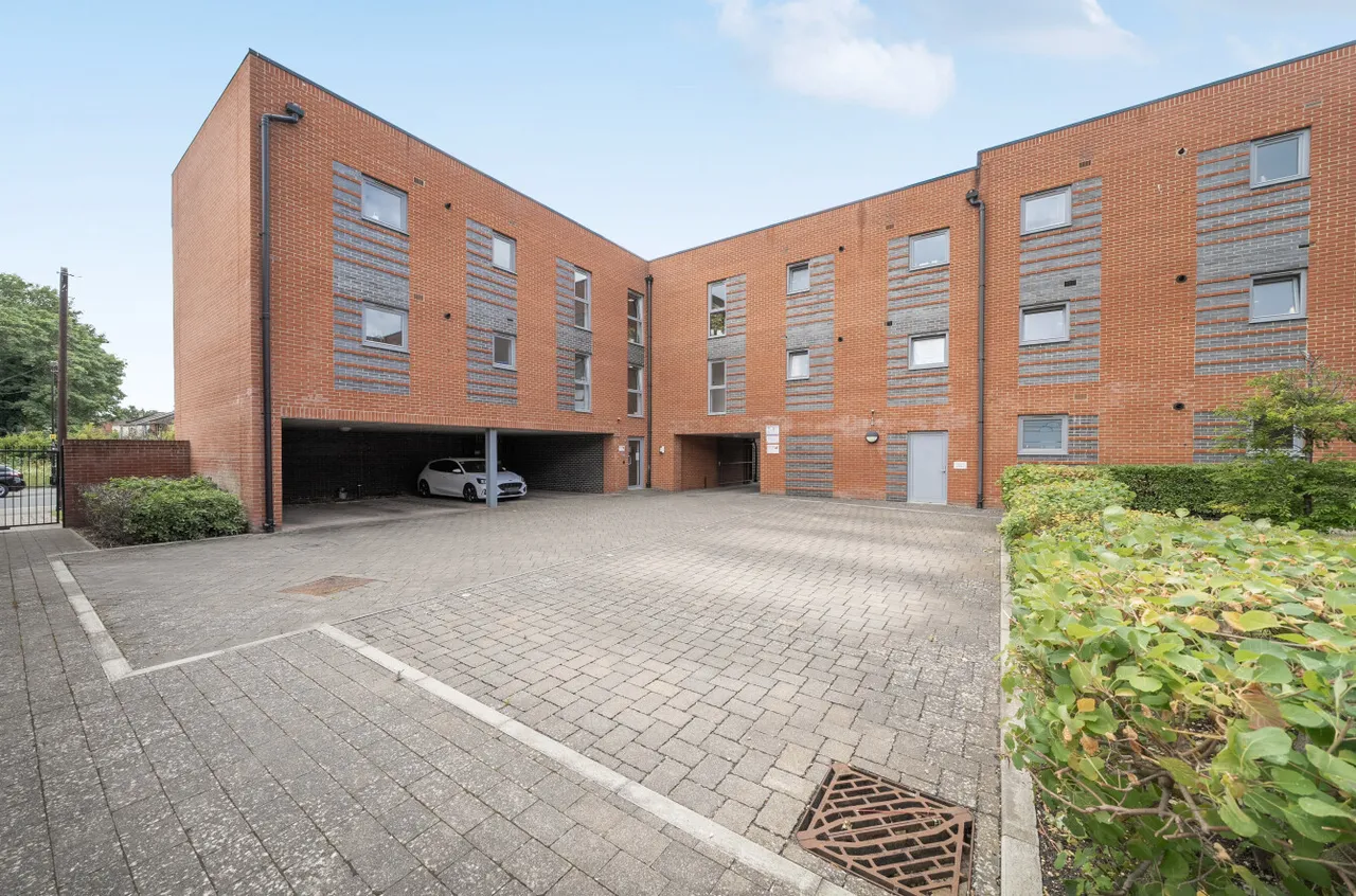 Meridian Way, Southampton, SO14, photo 12