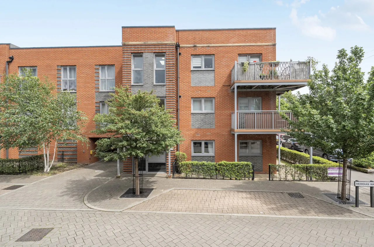 2 bed flat for sale, Meridian Way, Southampton, SO14