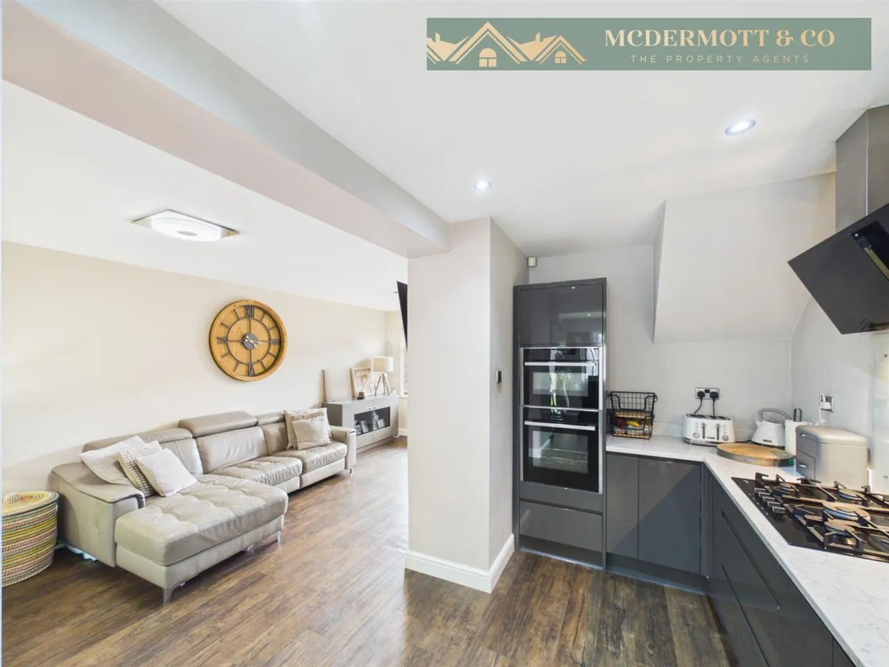 Clough Road, Failsworth, M35, photo 13