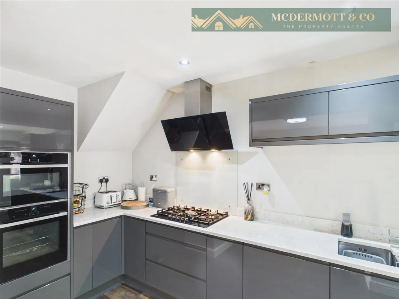 Clough Road, Failsworth, M35, photo 16