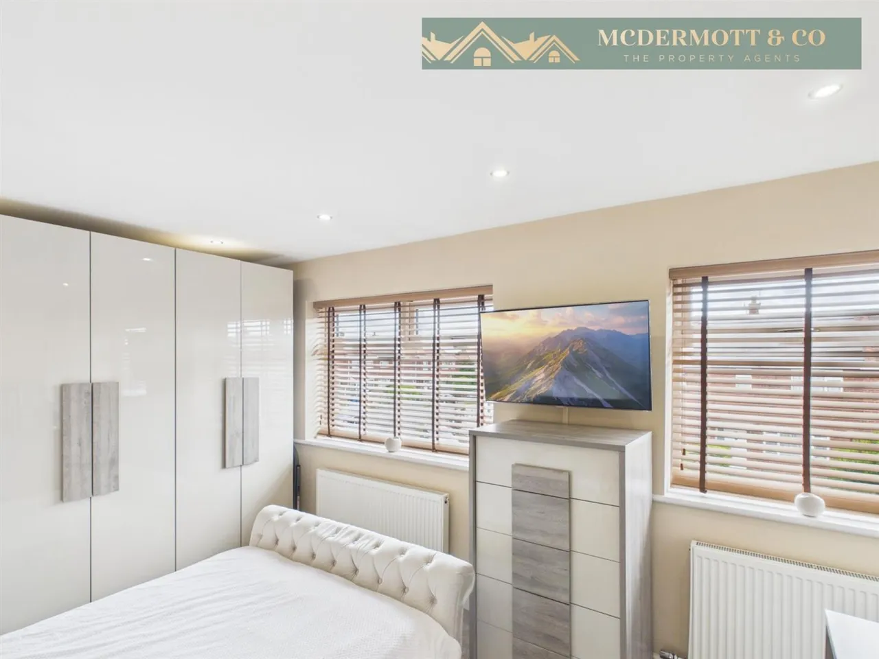 Clough Road, Failsworth, M35, photo 19