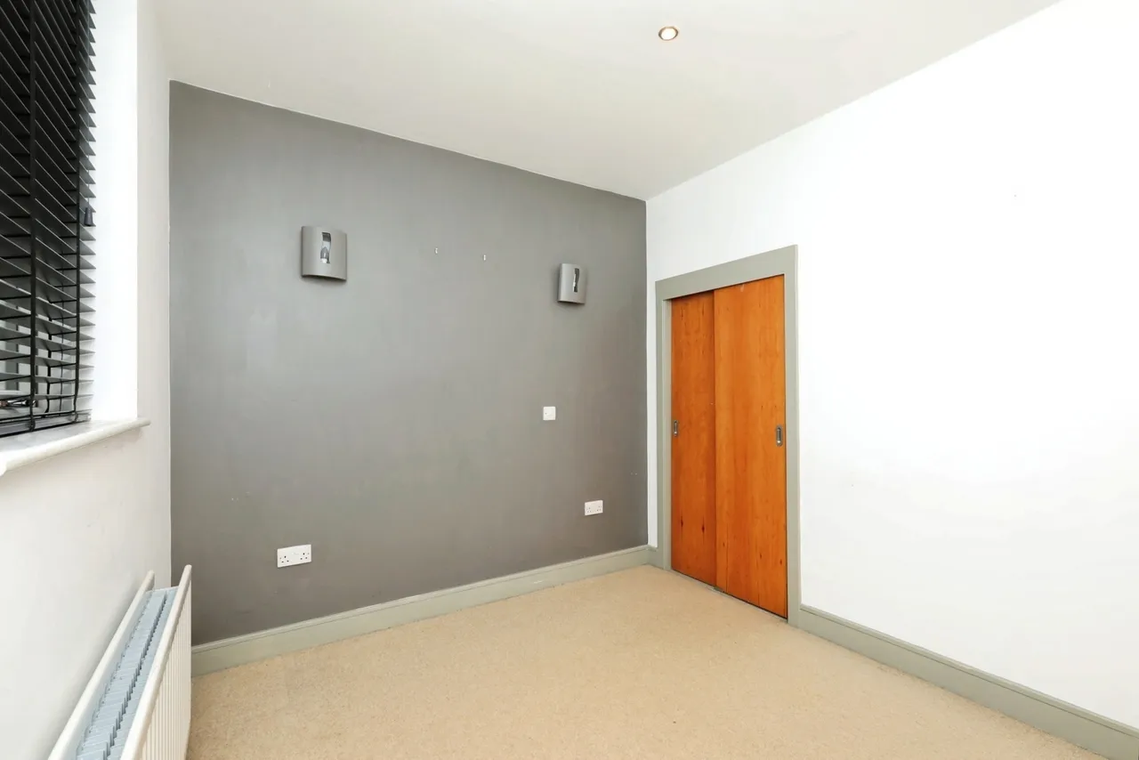Woofindin Avenue, SHEFFIELD, South Yorkshire, S11, photo 11