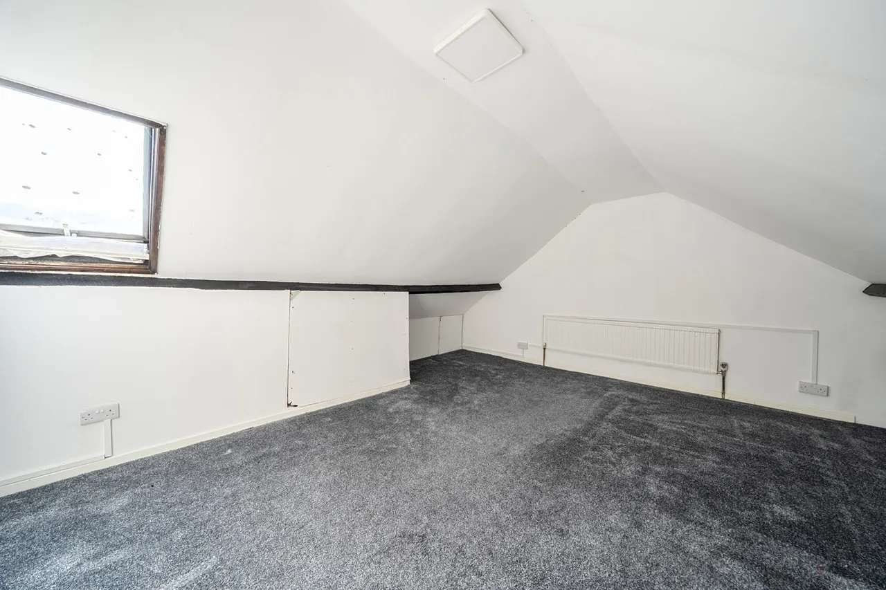 Nicholls Avenue, Hillingdon, UB8, photo 16