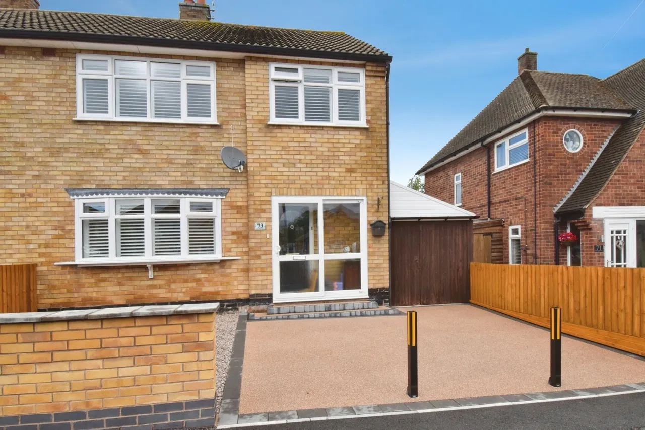 3 bed house for sale, Harrowgate Drive, Leicester, LE4
