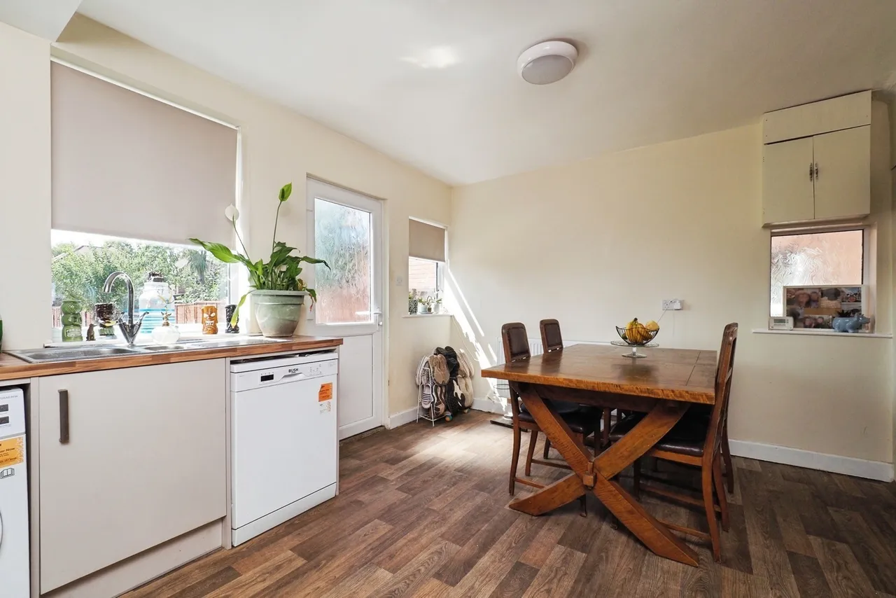 Wortley Avenue, Trowell, Nottinghamshire, NG9, photo 5