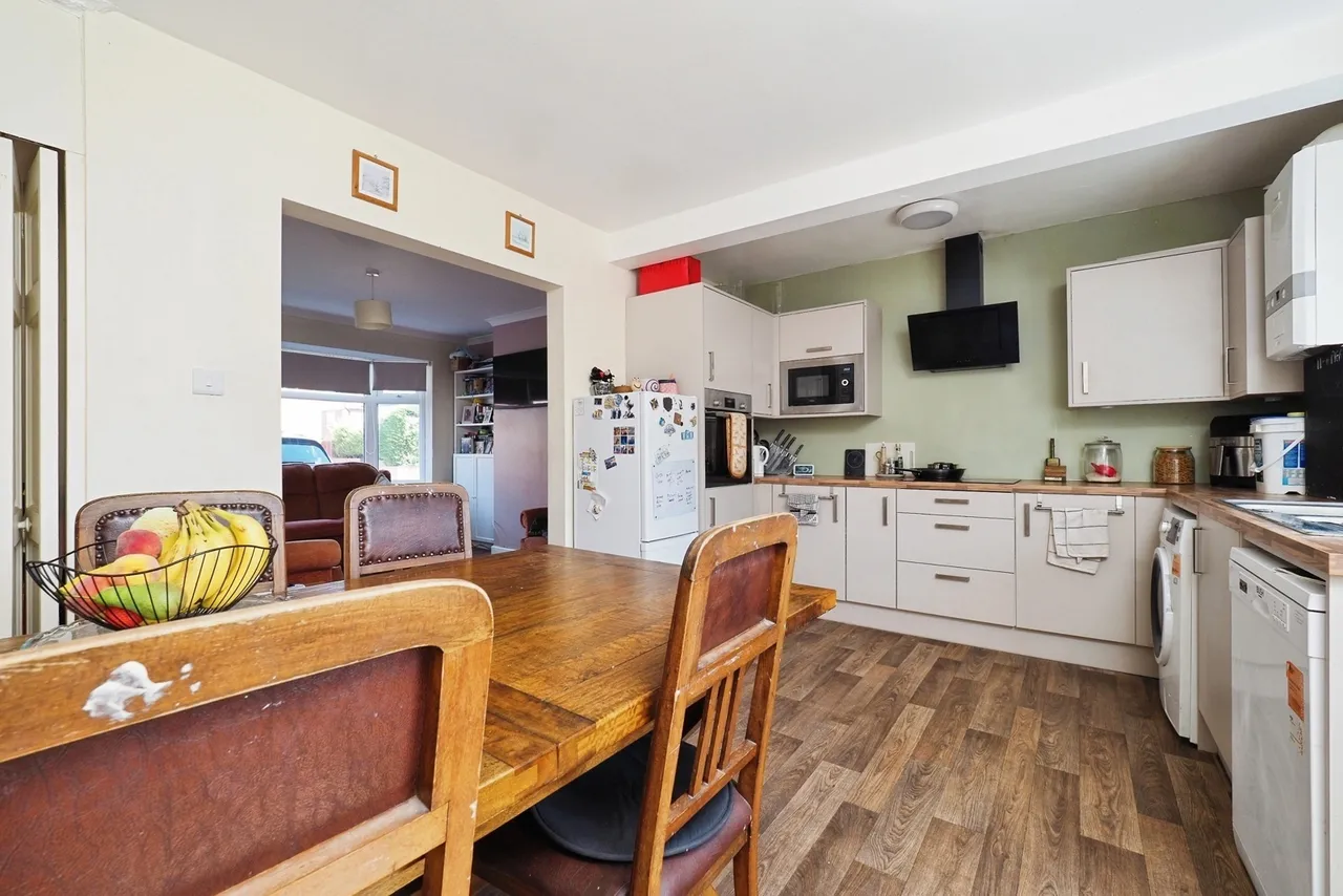 Wortley Avenue, Trowell, Nottinghamshire, NG9, photo 2