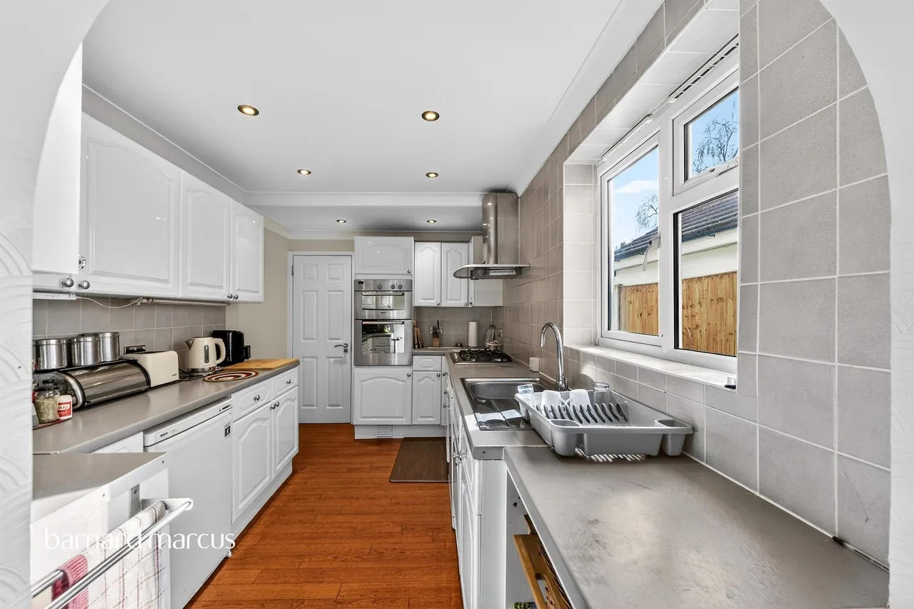 Lenham Road, Sutton, photo 6