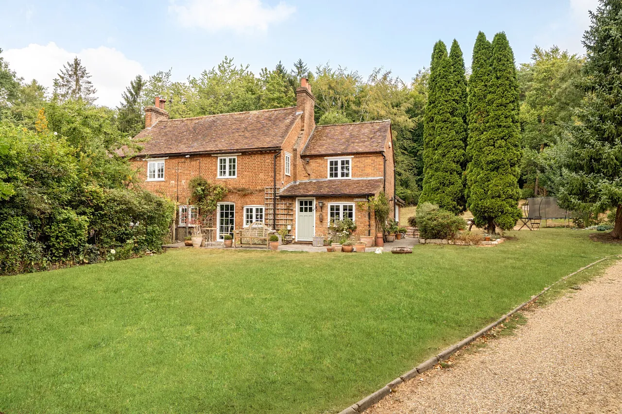 4 bed house for sale — Sarratt Road, Sarratt, WD3