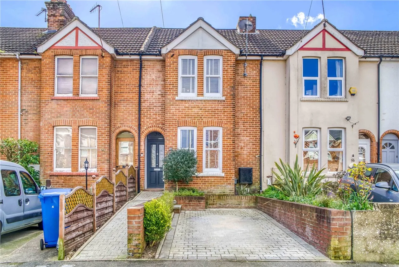 3 bed house for sale, Layton Road, Pakstone, BH12