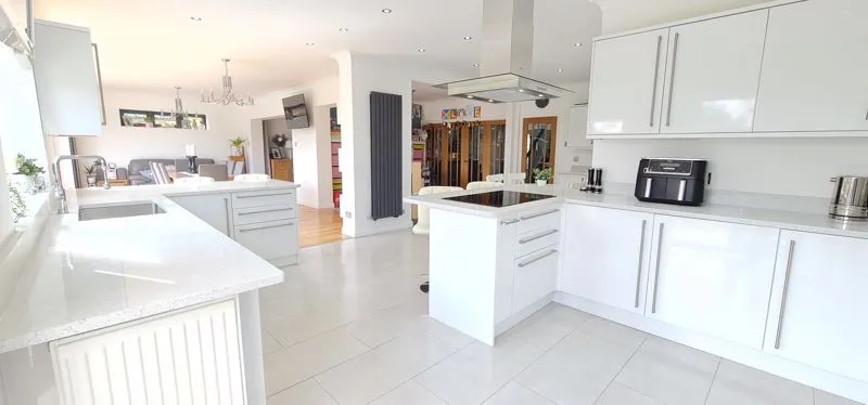 Southchurch Boulevard, Southend-On-Sea, Essex, SS2 4UY, photo 10