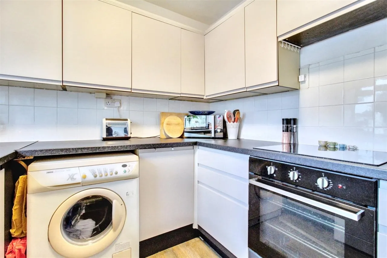 St. Botolphs Court, St. Botolphs Road, Worthing, photo 6