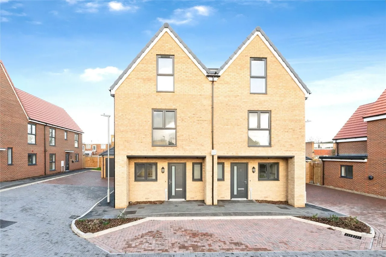 4 bed house for sale — Ganels Mews, Ganels Road, Billericay, Essex, CM11