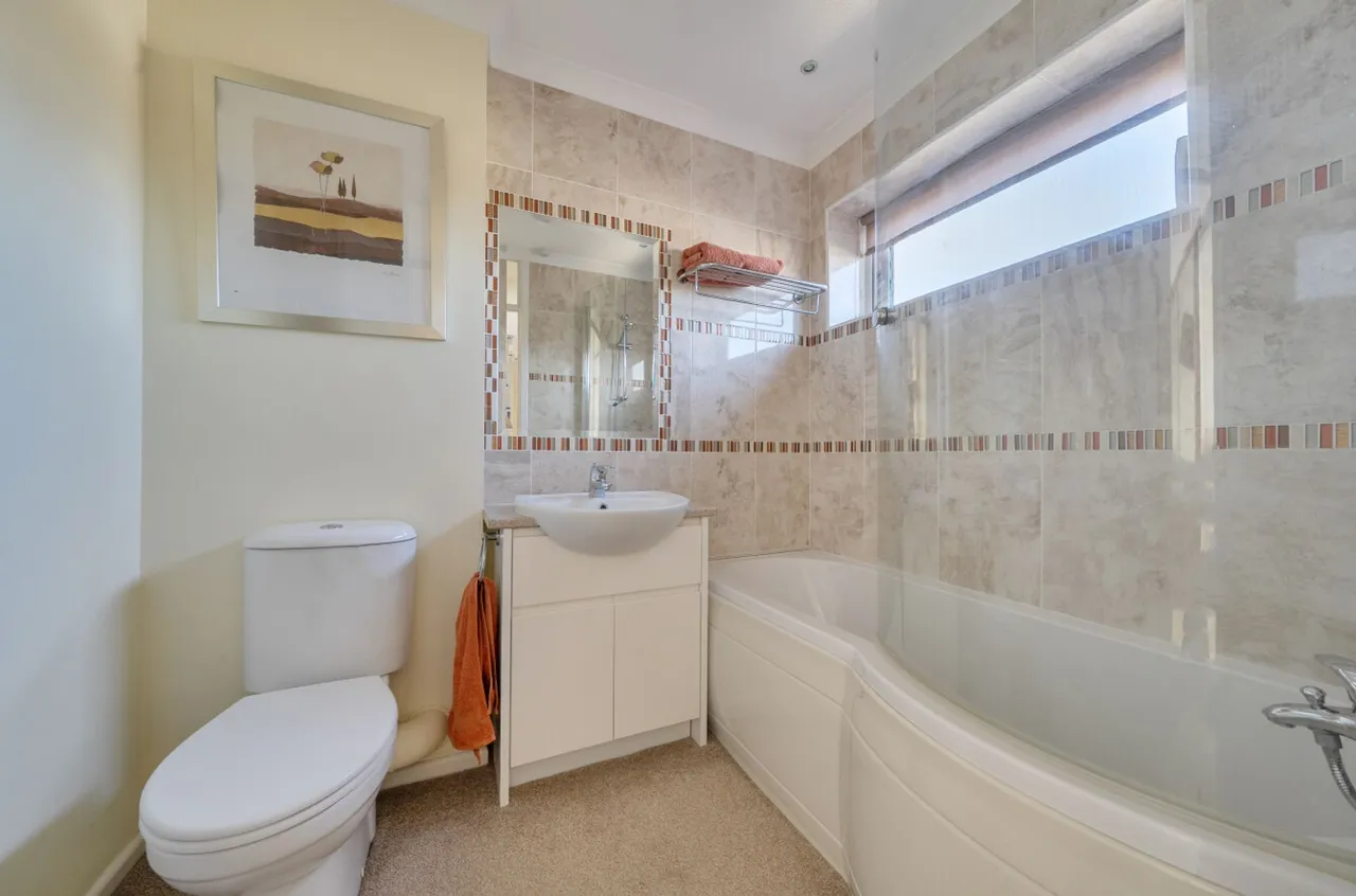 Blakemyle, Aldwick Felds, PO21, photo 17
