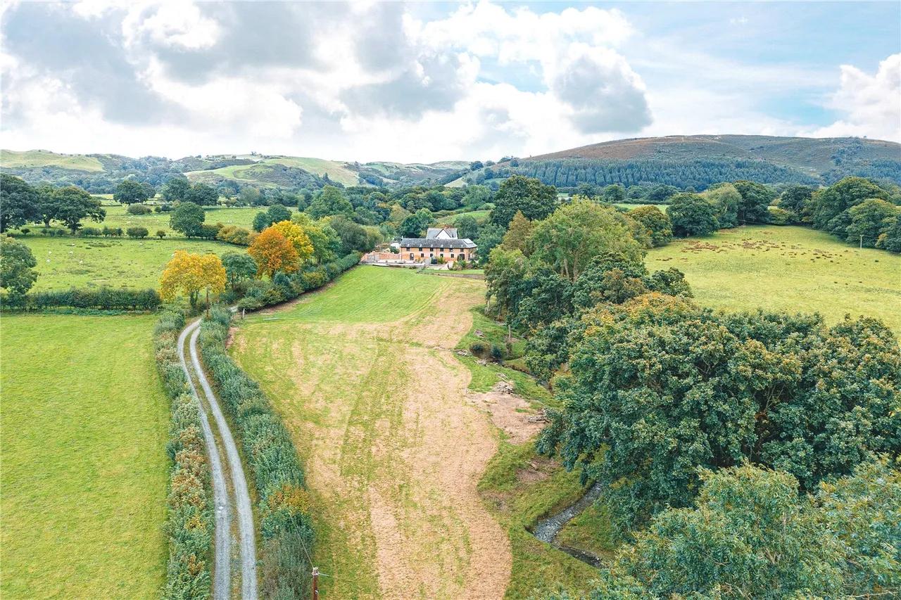 Llandinam, Powys, photo 23