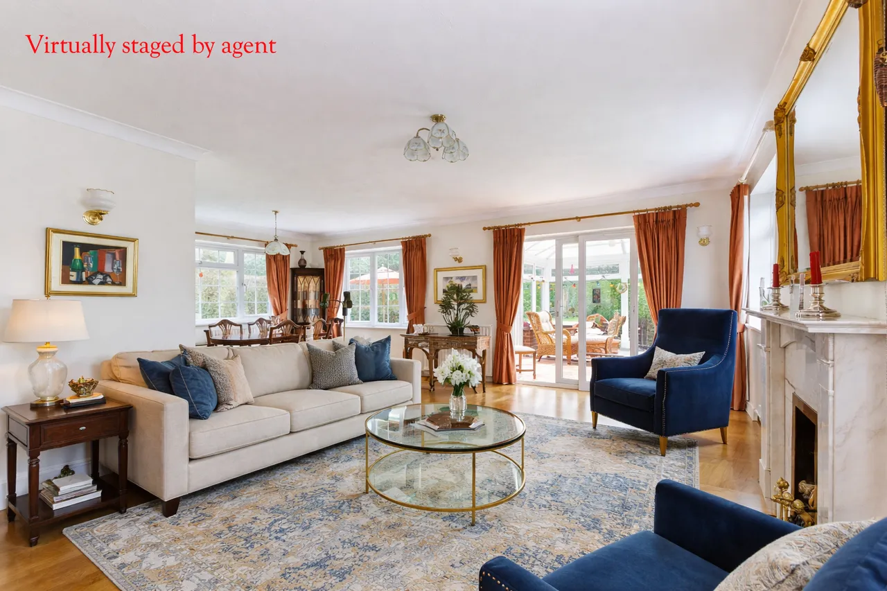 Park Street, Horsham, RH13, photo 2