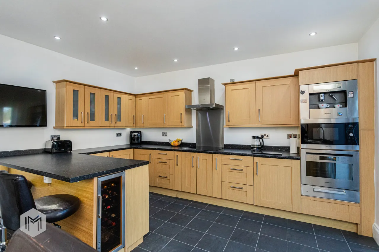 Ainsworth Road, Bury, BL8 2SH, photo 3