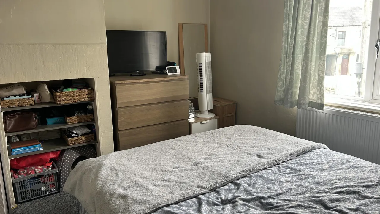 Holme Lane, Tong, BD4, photo 9