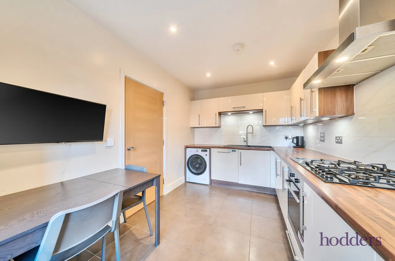St. Anns Mews, Chertsey, KT16, photo 9
