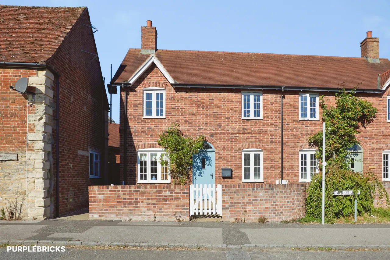 Higher Street, Blandford Forum, DT11, photo 16