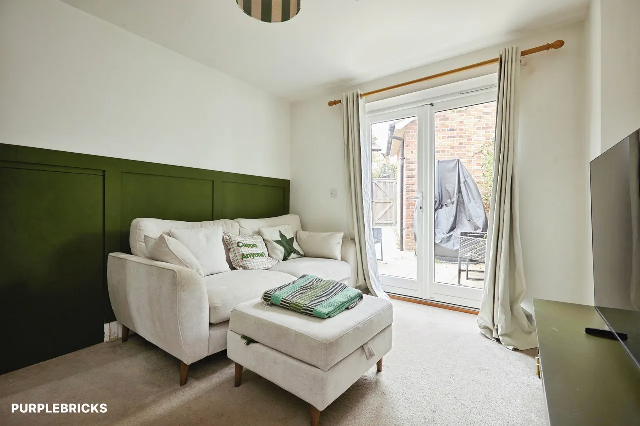 Higher Street, Blandford Forum, DT11, photo 20