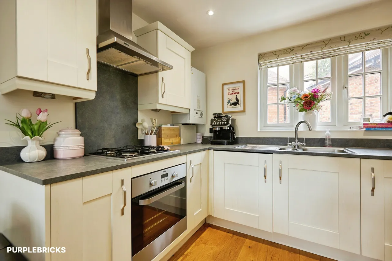 Higher Street, Blandford Forum, DT11, photo 25