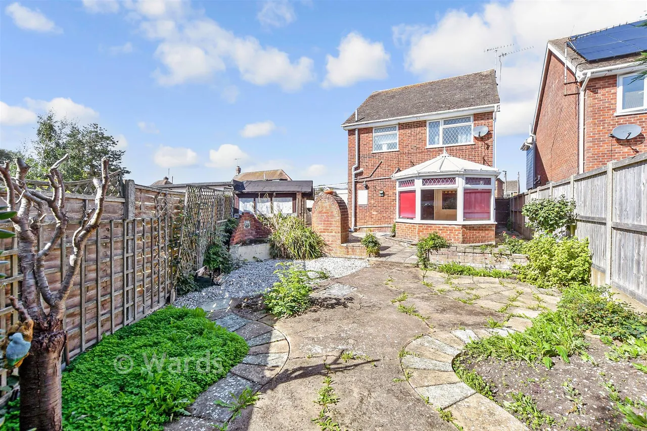 St. John's Road, New Romney, TN28, photo 2
