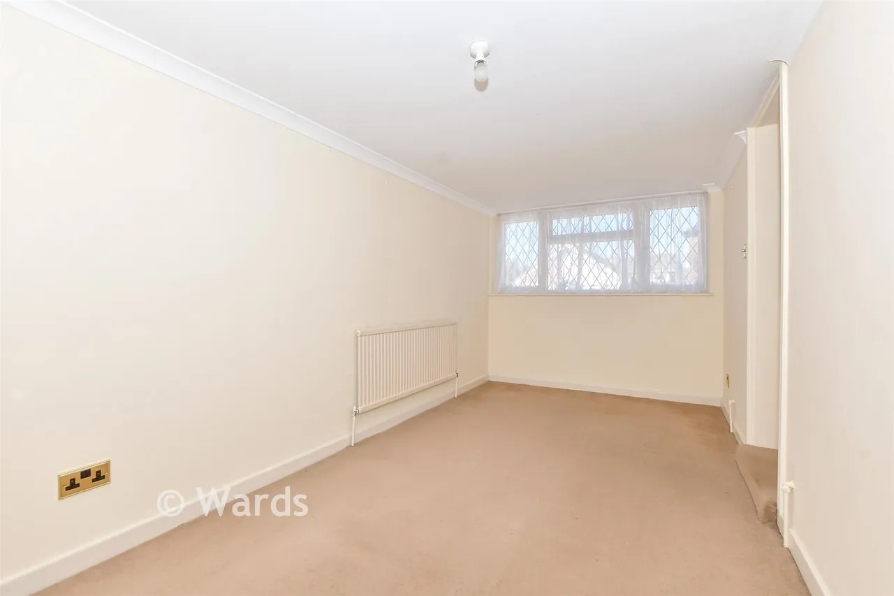 St. John's Road, New Romney, TN28, photo 12