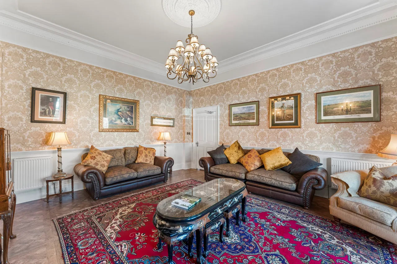 36 Park Circus, Ayr, KA7 2DL, photo 4