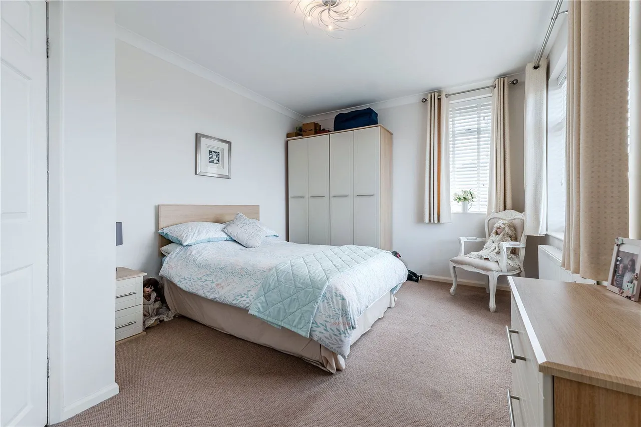 Tinshill Road, Leeds, LS16, photo 10