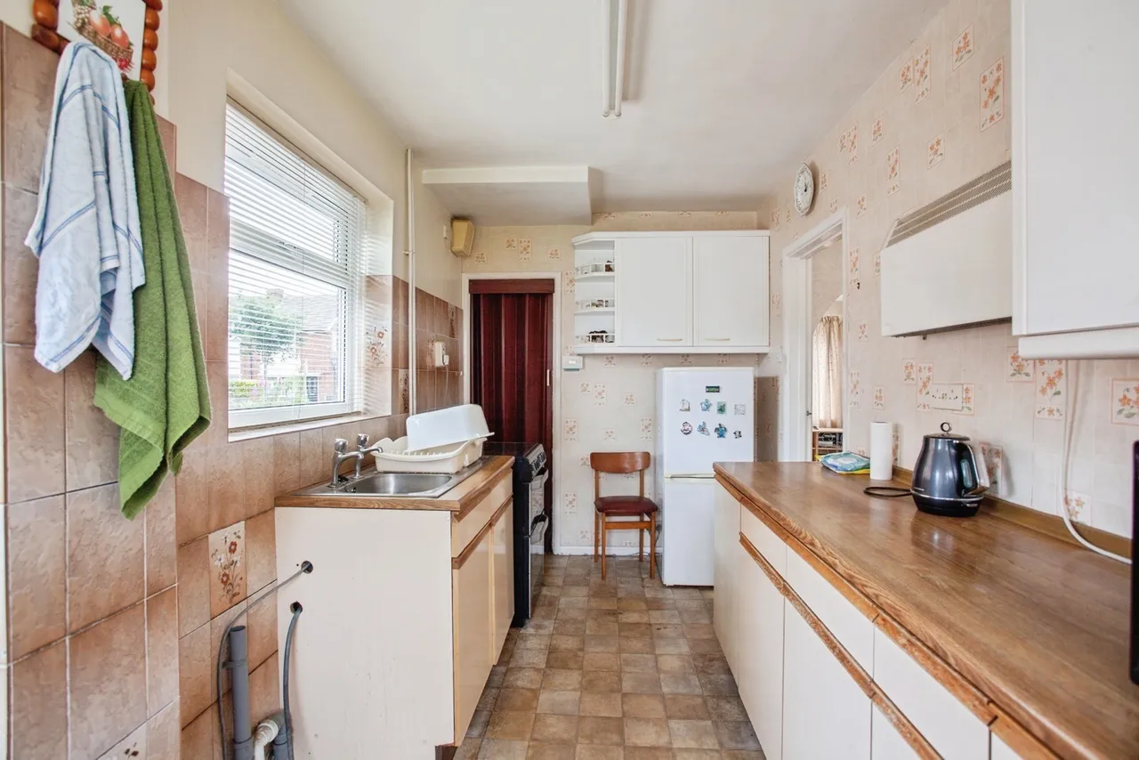 Maple Croft Crescent, Sheffield, South Yorkshire, S9, photo 7