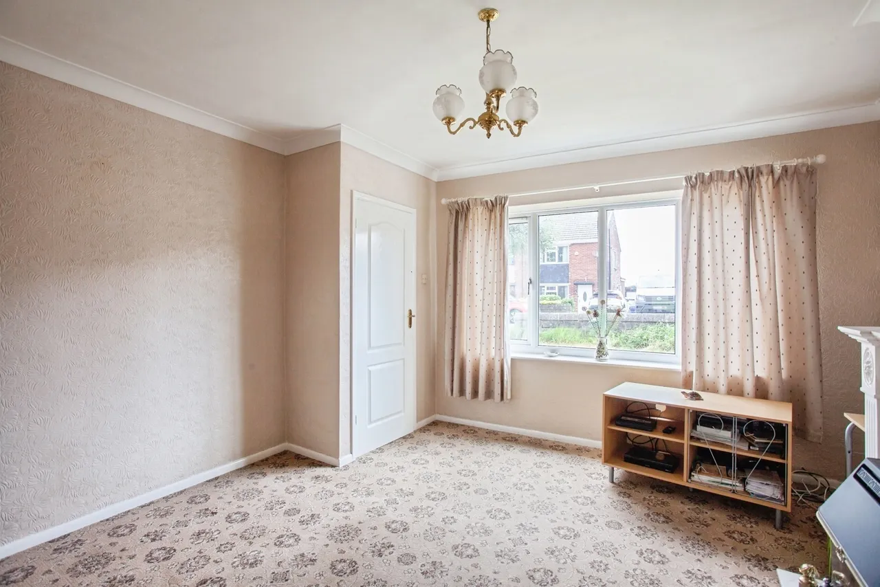 Maple Croft Crescent, Sheffield, South Yorkshire, S9, photo 5