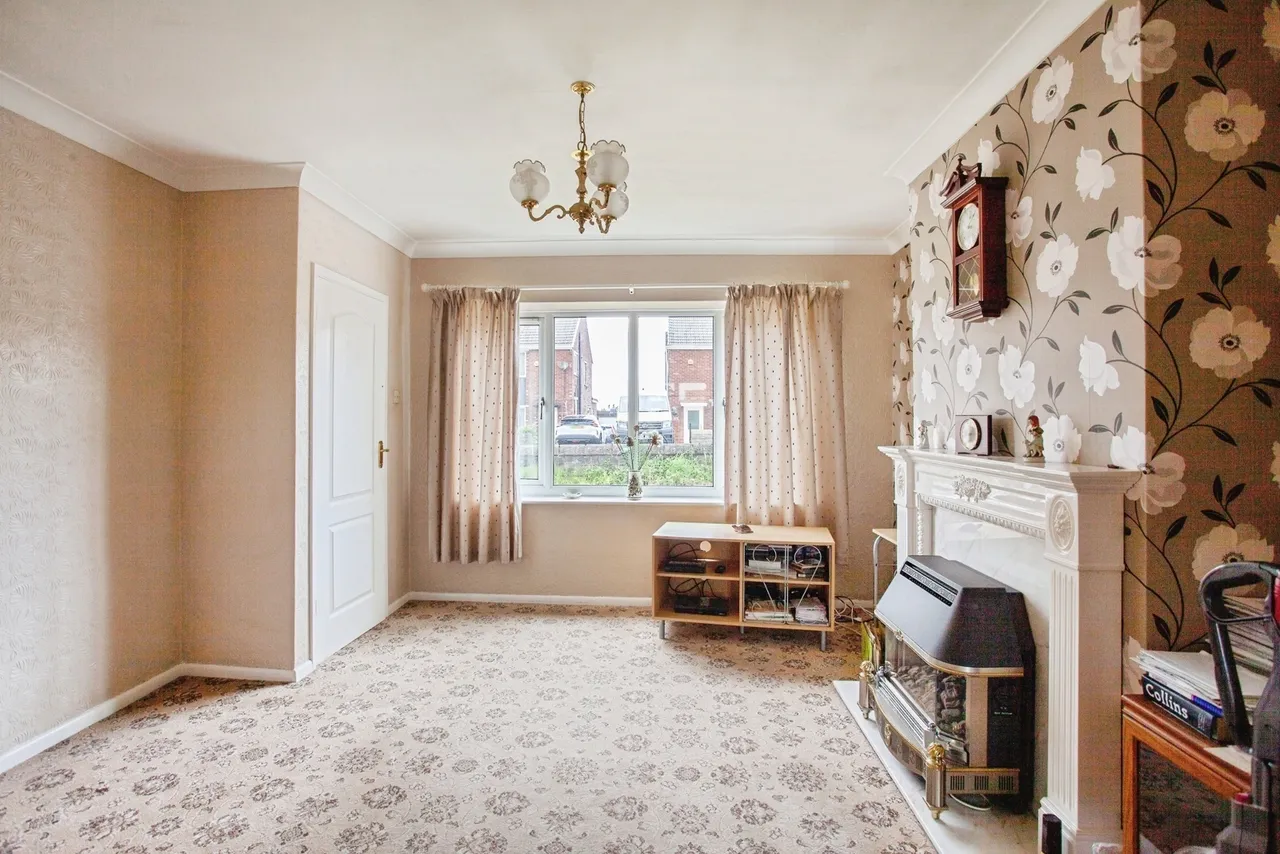 Maple Croft Crescent, Sheffield, South Yorkshire, S9, photo 6