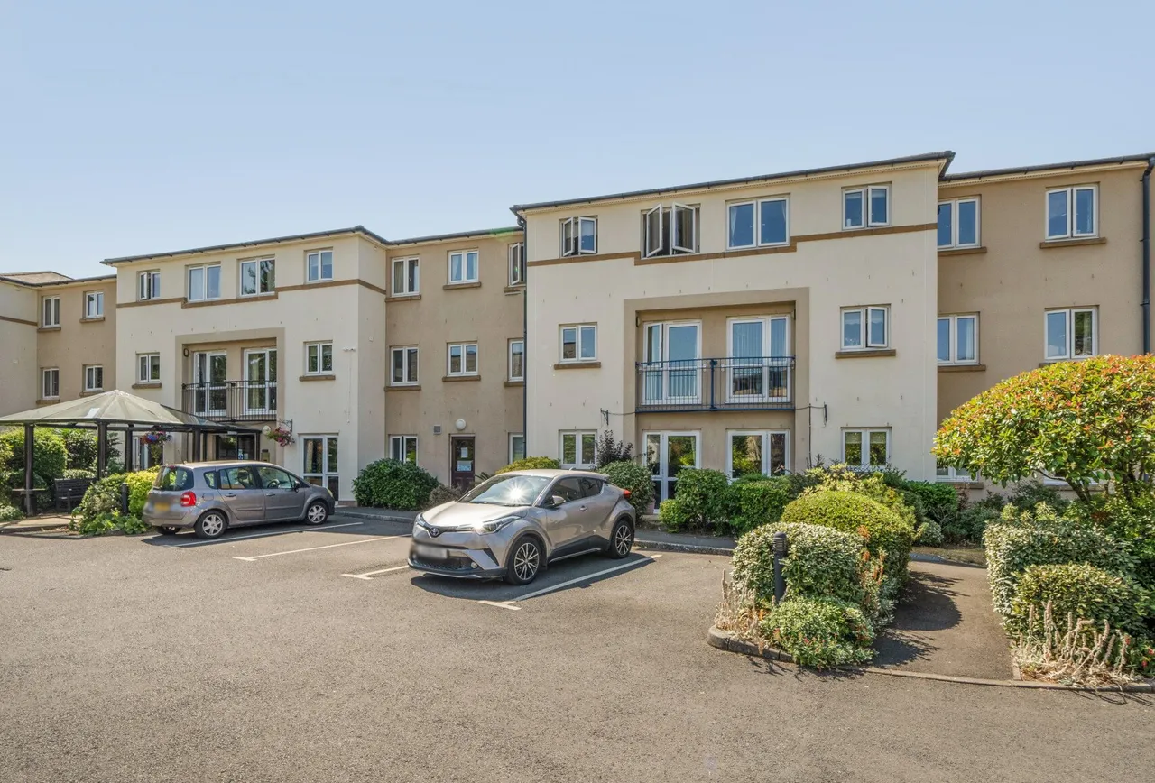 Lefroy Court, Gloucestershire, Talbot Road, GL51 6QA, photo 14