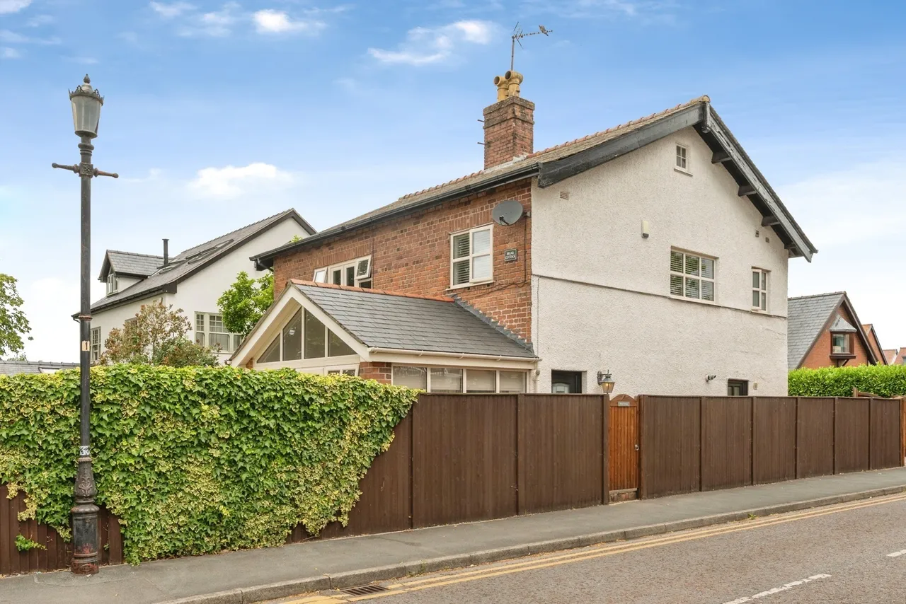 Station Road, Parkgate, CH64, photo 29