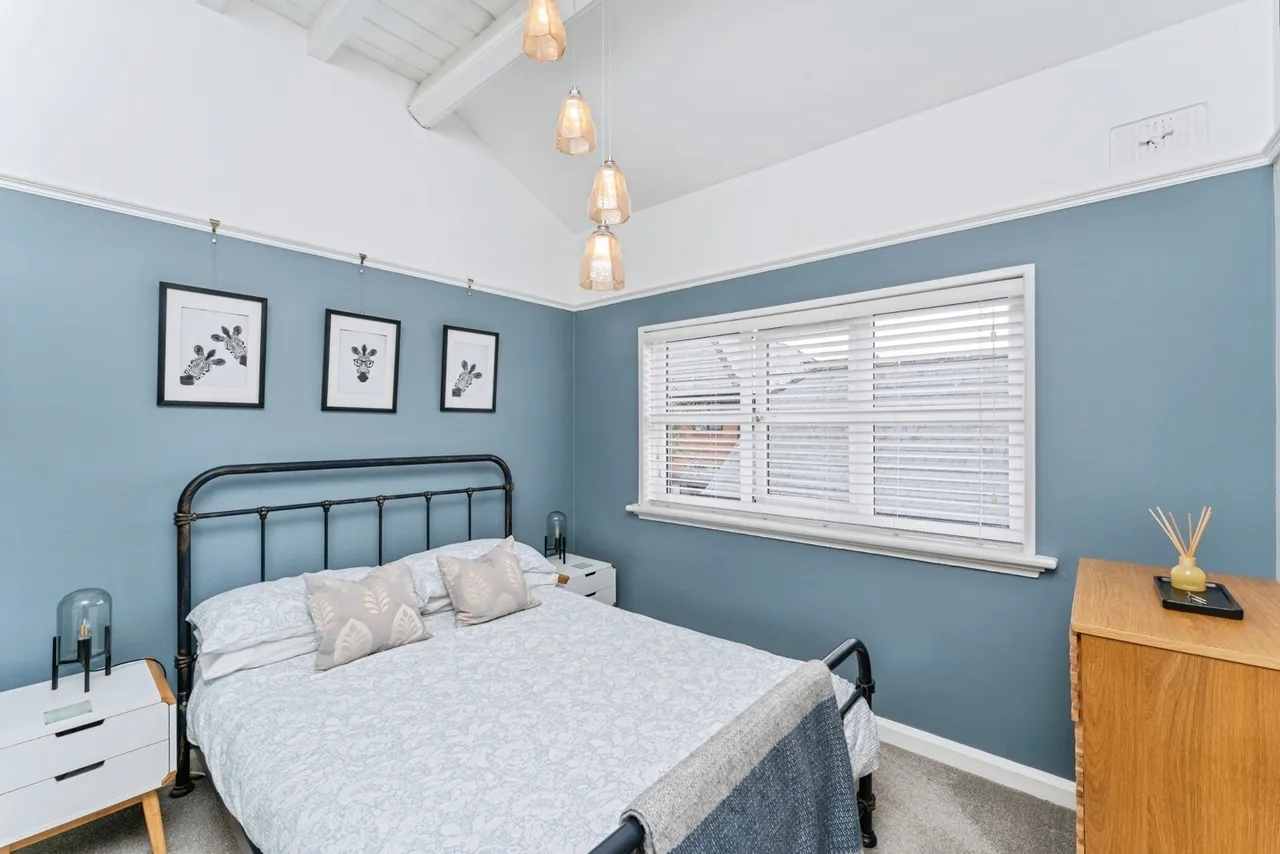 Station Road, Parkgate, CH64, photo 22