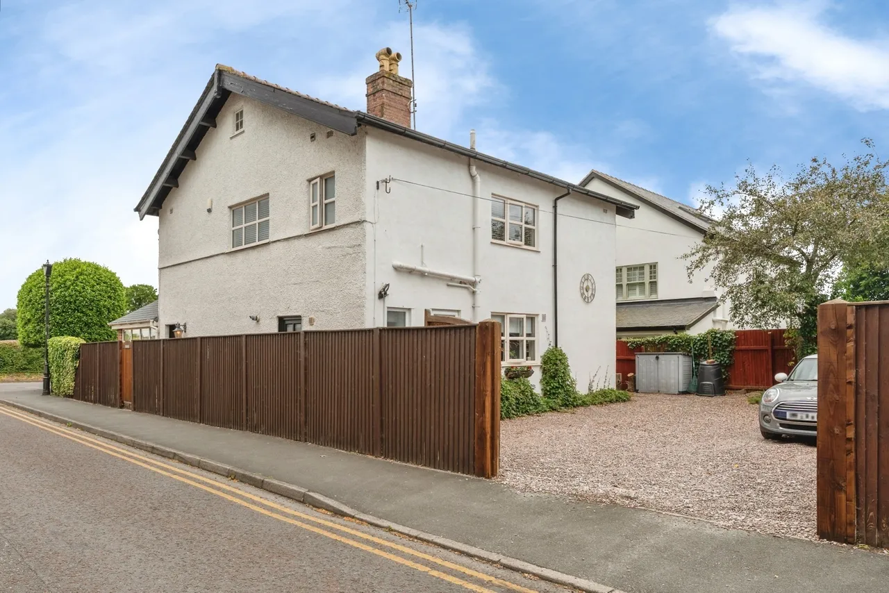 Station Road, Parkgate, CH64, photo 28