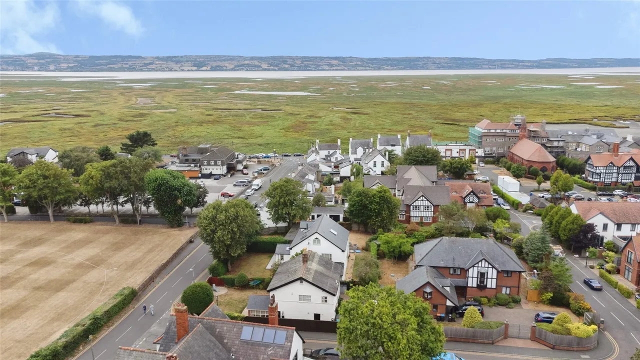 Station Road, Parkgate, CH64, photo 18